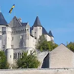 Chambres D'hotes Chateau De La Motte Usseau (Vienne)