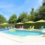 Chambres D'hotes Chateau De La Motte Bed & Breakfast 2*