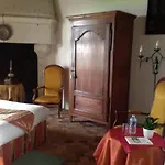 Bed & Breakfast Chambres D'hotes Chateau De La Motte Usseau (Vienne)