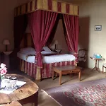 Bed & Breakfast Chambres D'hotes Chateau De La Motte 2*
