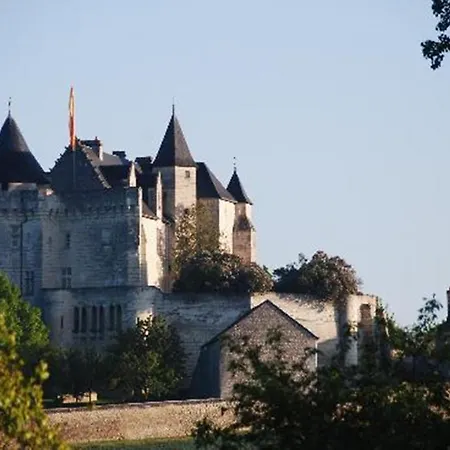 Chambres D'hotes Chateau De La Motte 2*