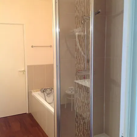 Chambres D'hotes Chateau De La Motte Frühstückspension