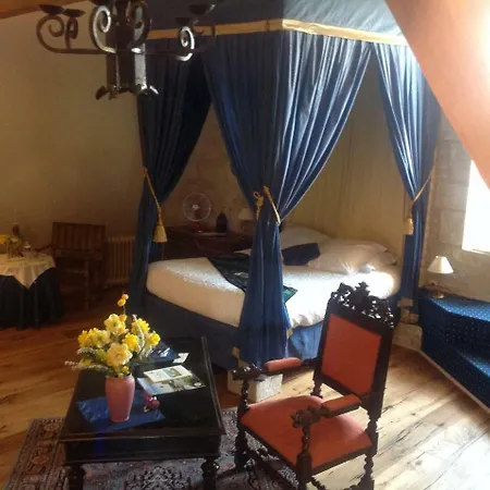 Chambres D'hotes Chateau De La Motte 2* Usseau (Vienne)