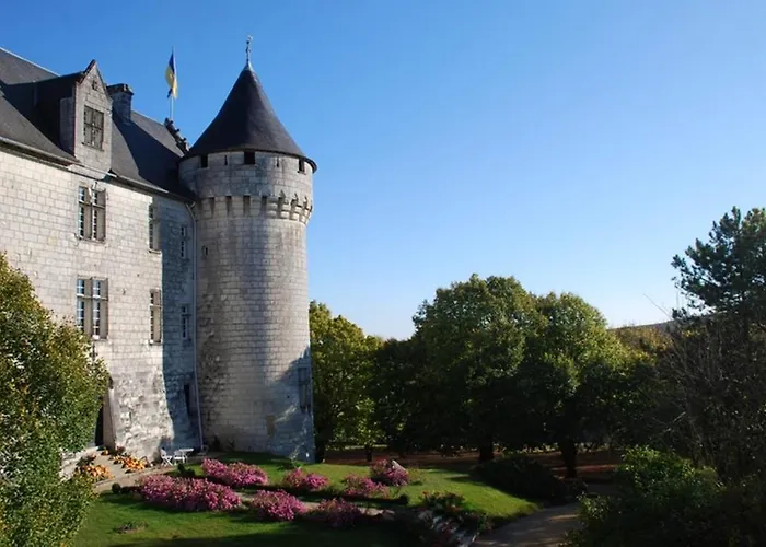 Bed & Breakfast Chambres D'hotes Chateau De La Motte 2*