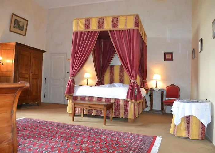 Bed & Breakfast Chambres D'hotes Chateau De La Motte Usseau (Vienne)