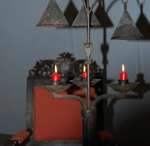 Chambres D'hotes Chateau De La Motte Usseau (Vienne)