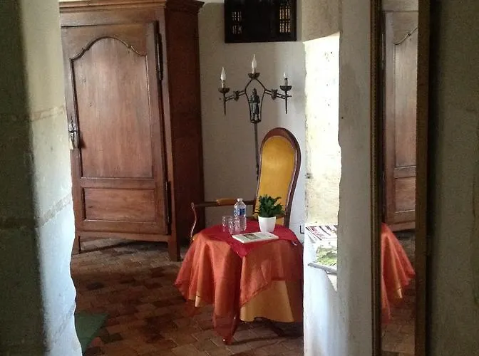 Chambres D'hotes Chateau De La Motte Bed & Breakfast 2*