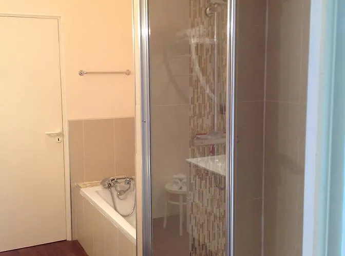 Chambres D'hotes Chateau De La Motte Bed & Breakfast